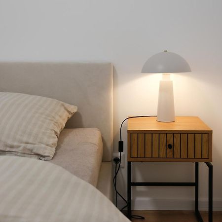 Kesselbauer Bratislava - Luxury Apartment With Free Parking Buitenkant foto