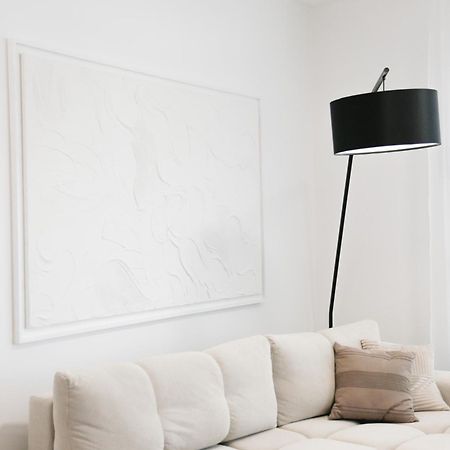 Kesselbauer Bratislava - Luxury Apartment With Free Parking Buitenkant foto