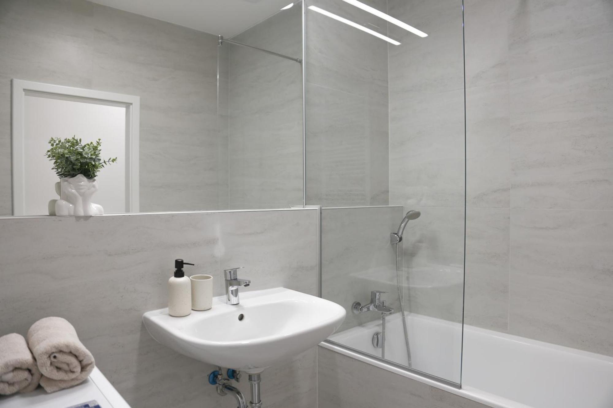 Kesselbauer Bratislava - Luxury Apartment With Free Parking Buitenkant foto